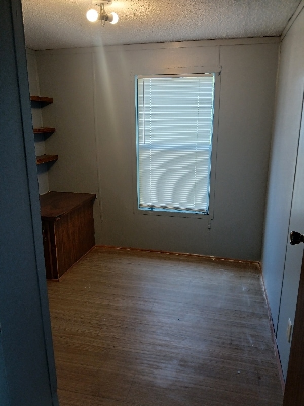 Photo - 1705 Woodlawn Ct