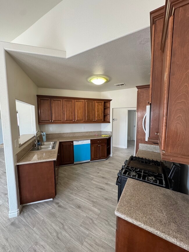 Photo - 7316 Poppy Blvd