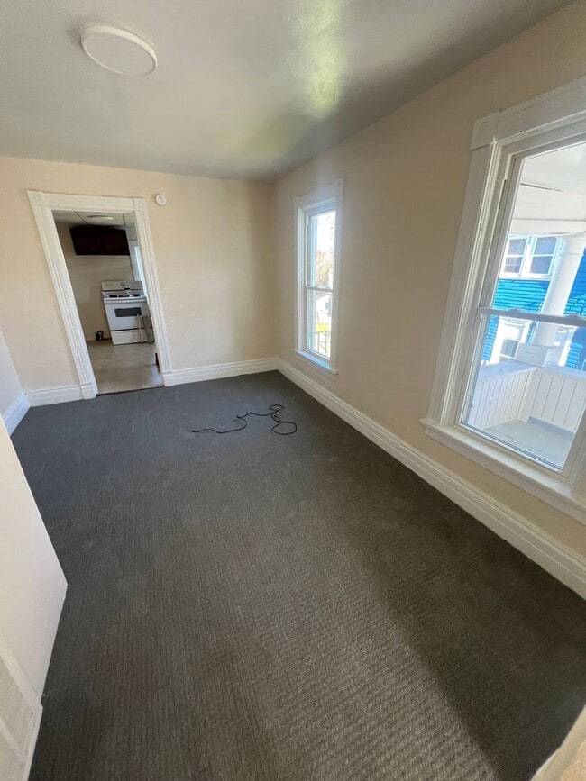 Photo - 418 E 5th St Unit #2