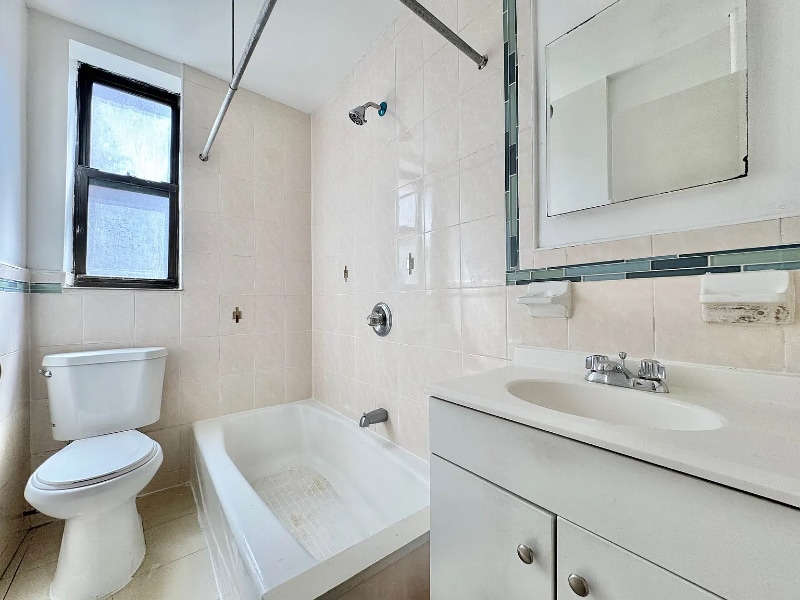 Photo - 36-20 Parsons Blvd Townhome
