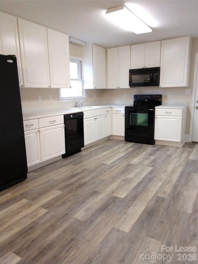 1459 Legion Rd