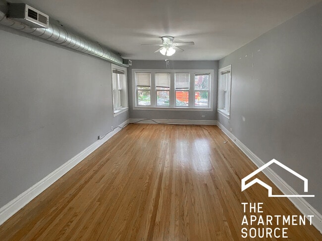 Building Photo - 4103 W Nelson St Rental