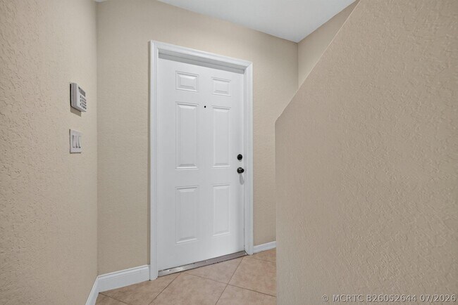 Photo - 2786 SE Birmingham Dr