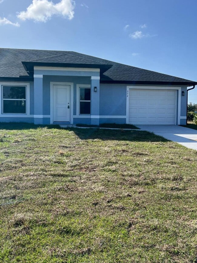 Photo - 372 Compese Ave S