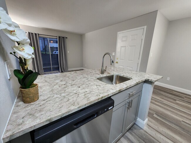 Photo - 1400 Gandy Blvd N Condo Unit 410