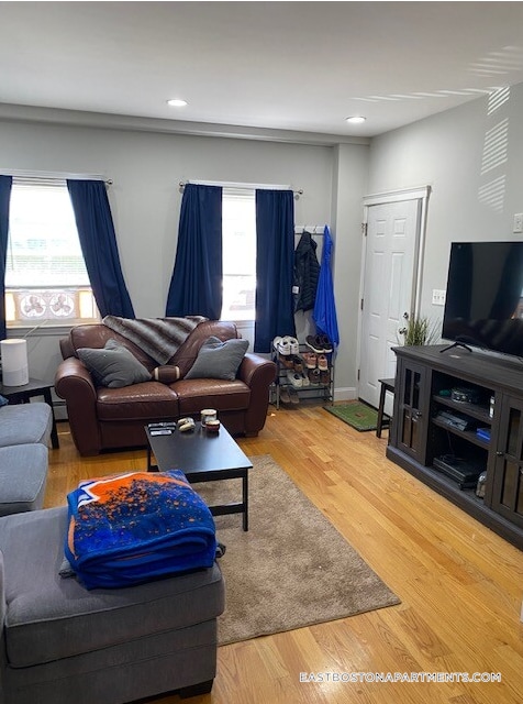 26 Maverick St Unit 1