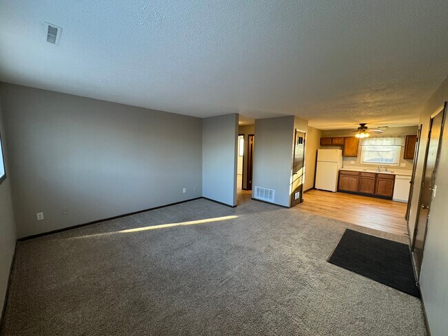 Photo - 4831 Tama St Unit 1