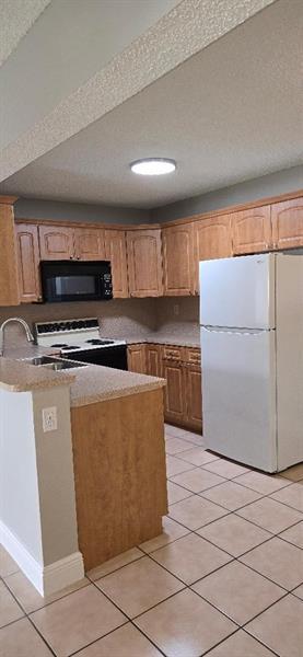 Photo - 301 Palm Way Unit 107