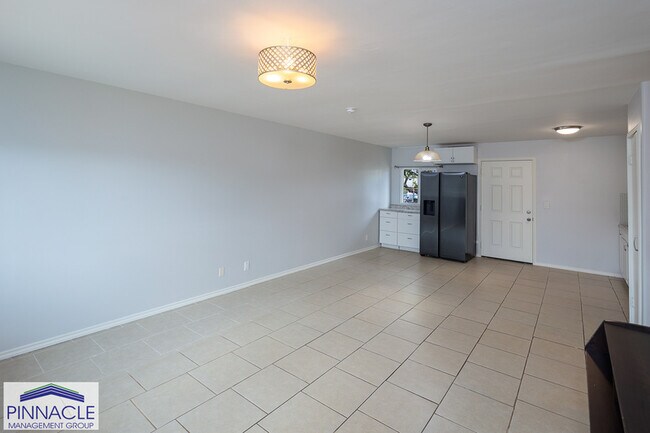 Photo - 1367 Kuahaka St