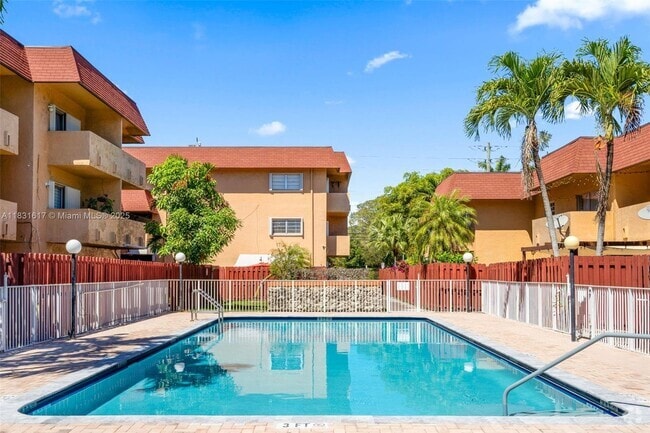 Building Photo - 9952 SW 88th St Unit 9952 Rental