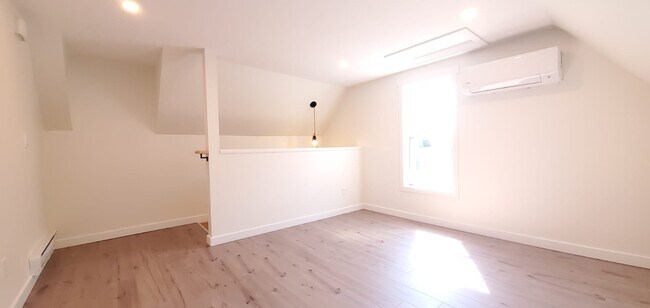 Photo - 39 Dunbar St Unité 2