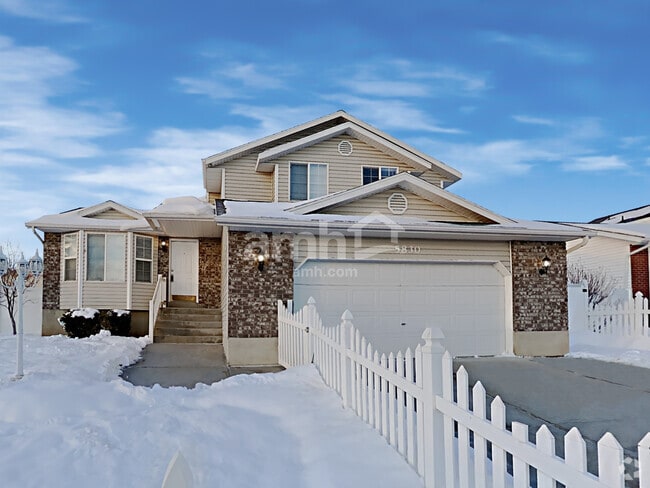 Building Photo - 5830 Impressions Dr Rental