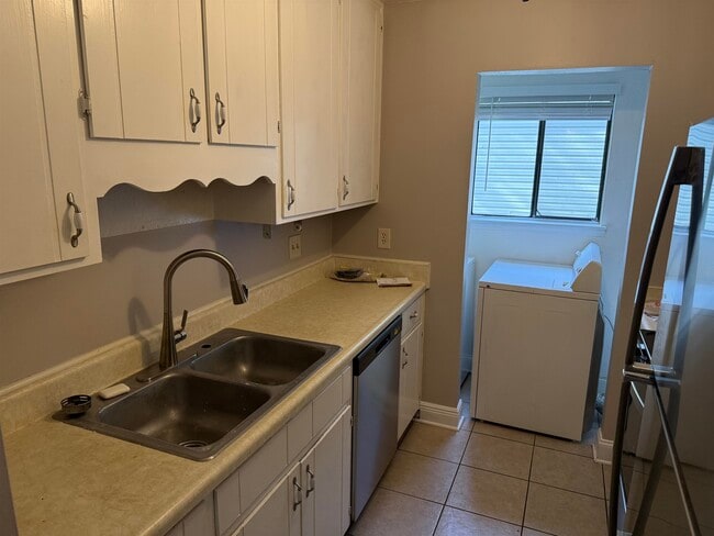 Photo - 1535 Willow Bend Way