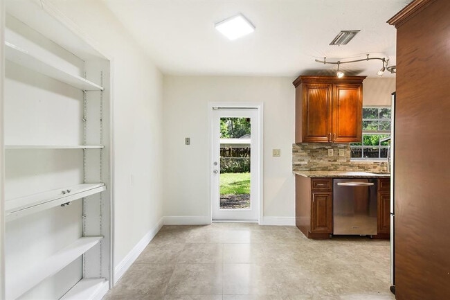 Photo - 1509 SW 32nd Ct