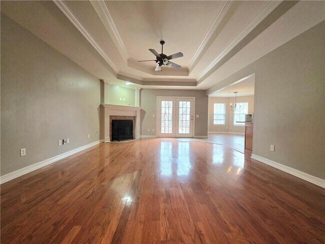 Photo - 4401 Summerfield Cir