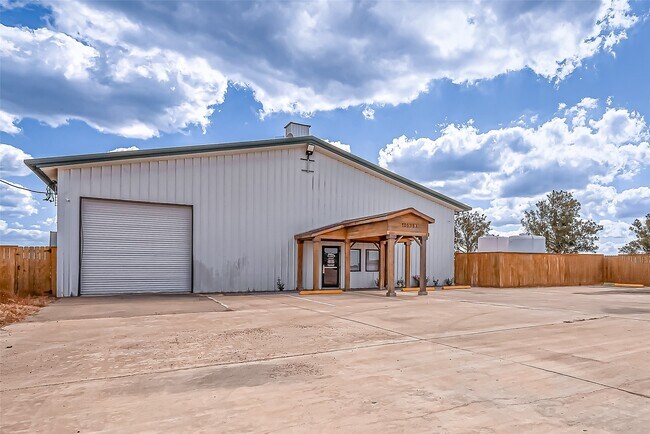 Photo - 10535 Dannhaus Rd