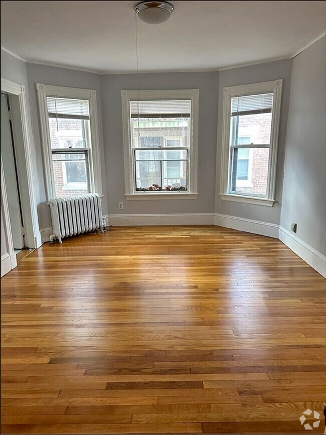 Building Photo - 16 Quint Ave Rental