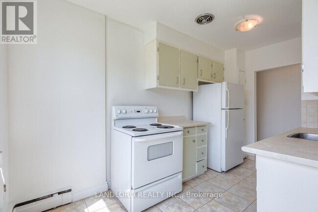 Photo - 111 Craydon Rd Unit 204