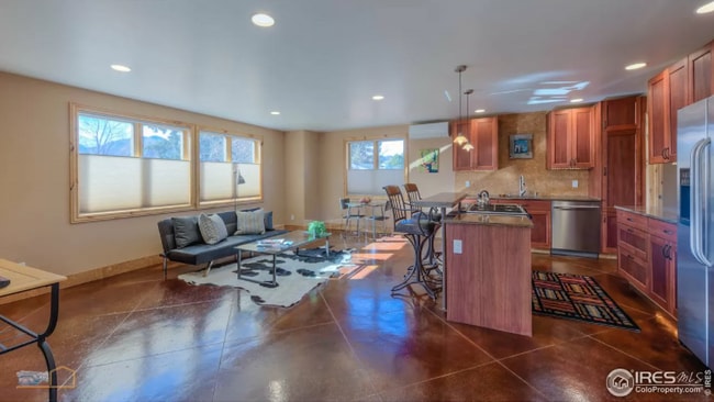 Photo - 2515 Grape Ave Apartment Unit #B