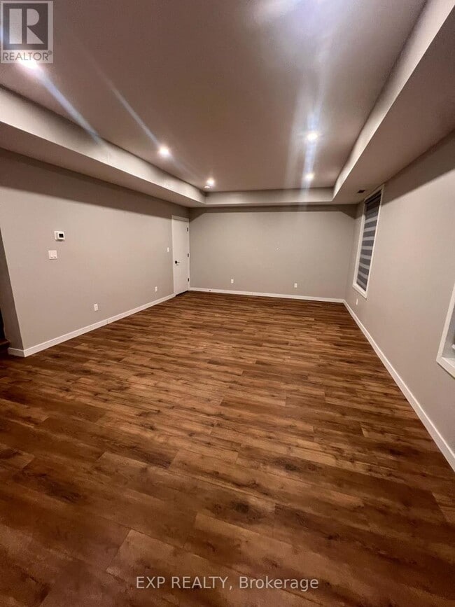 Photo - 1371 Maxime St Unité A