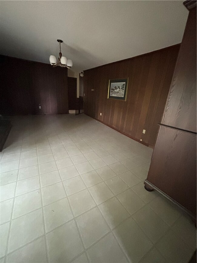 Building Photo - 115 Sharon Dr Rental