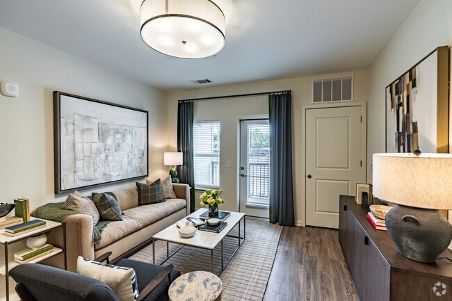 2BR, 2BA - 1113SF - Living room