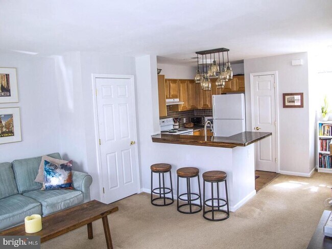 Photo - 1301 N Marshall St