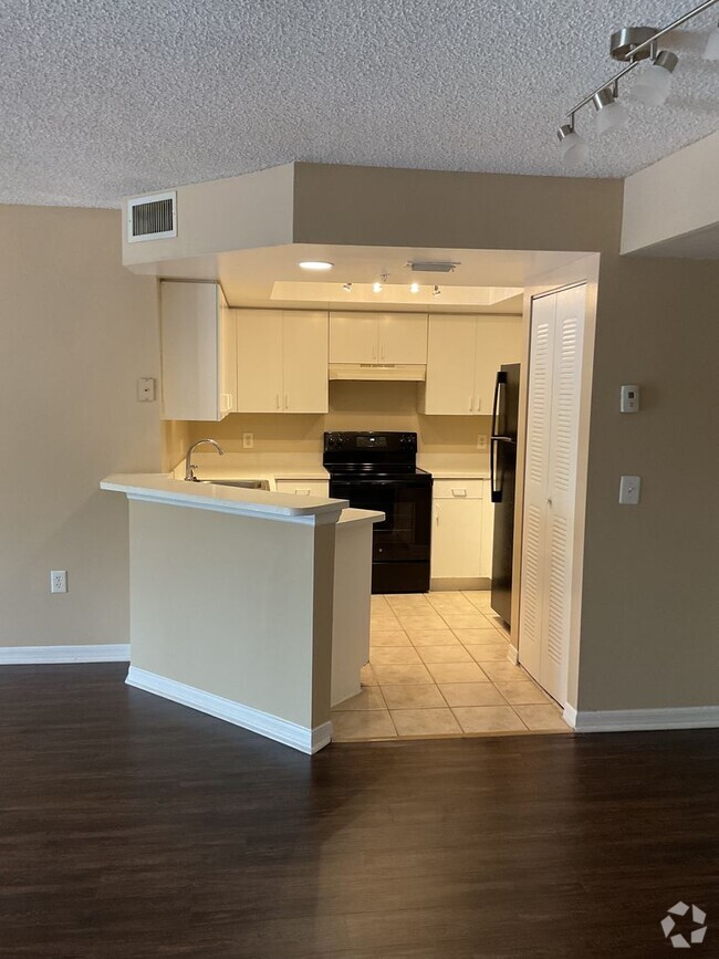 Building Photo - GRAND ISLES - ISLAMORADA Unit 1306 Rental