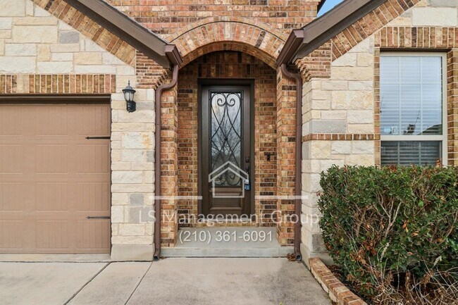 Photo - 1041 Water Oak