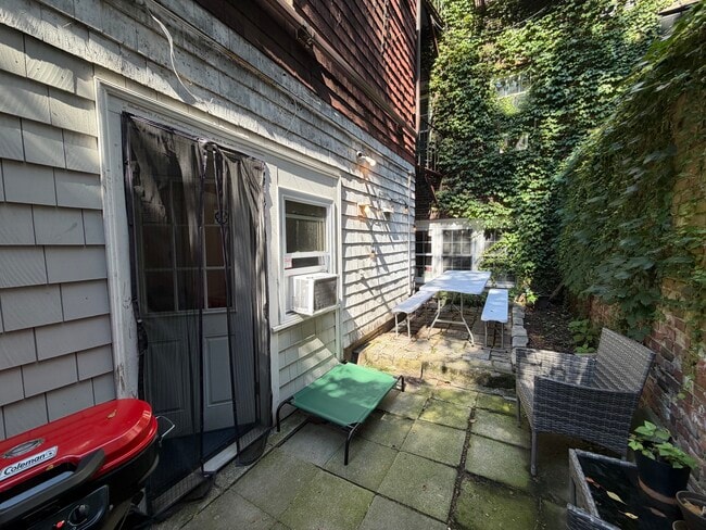 Photo - 8 Lindall Pl Unit 5
