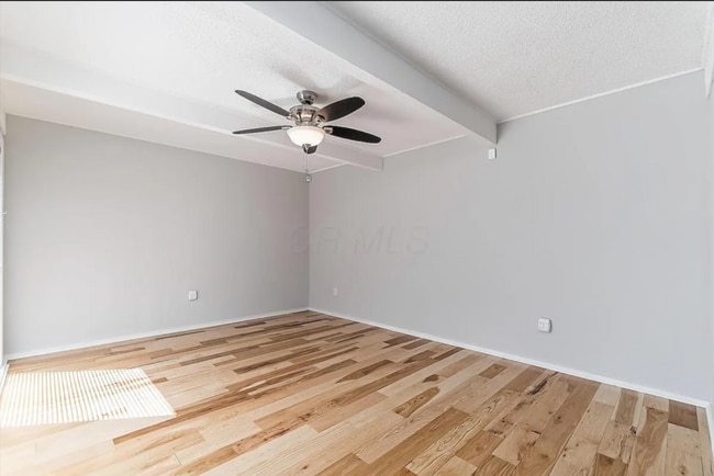 Photo - 5442 Forest St