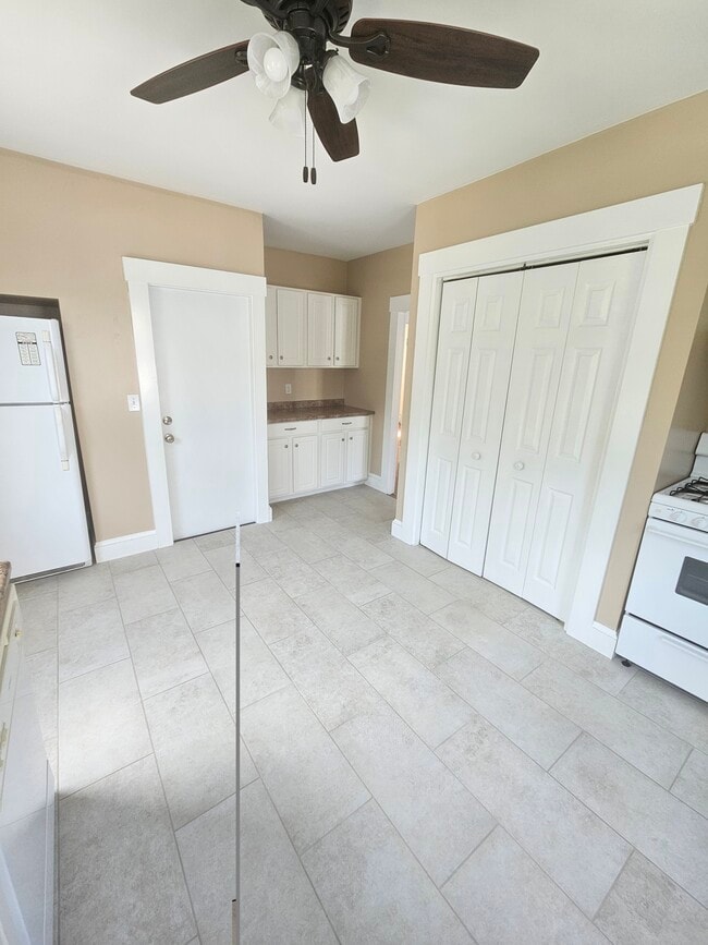 50 Oliver St Unit 2