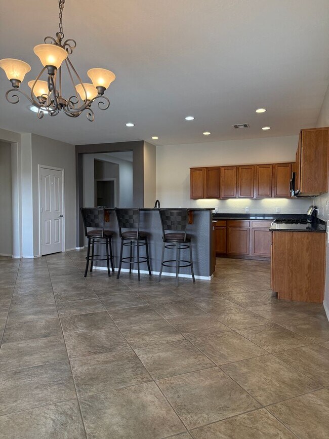 Photo - Beautiful 3 Bedroom + Office/Den In Highlands Ranch, Chino Valley