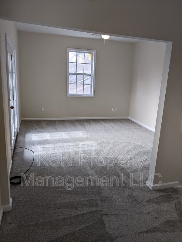 Photo - 1124 Collins St Unit Upper