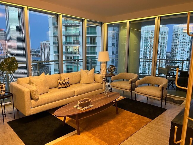 Photo - 90 SW 3rd St Condo Unit 3004