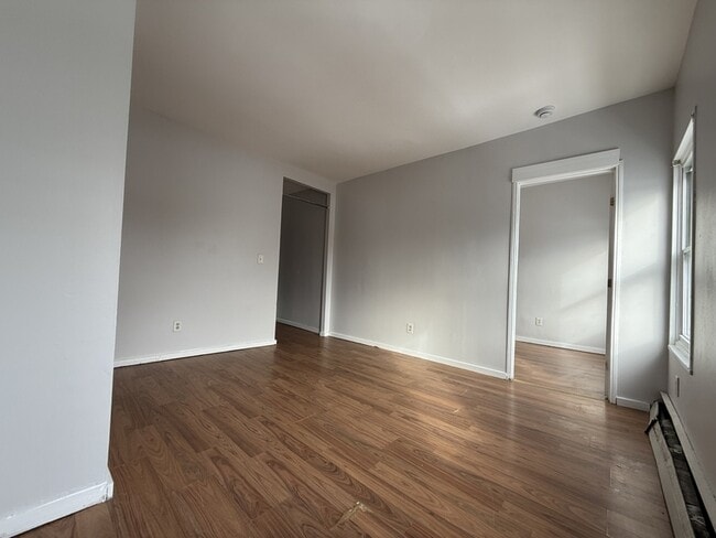 Photo - 273 Ontario St