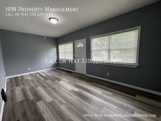 Photo - 131 50th St SE