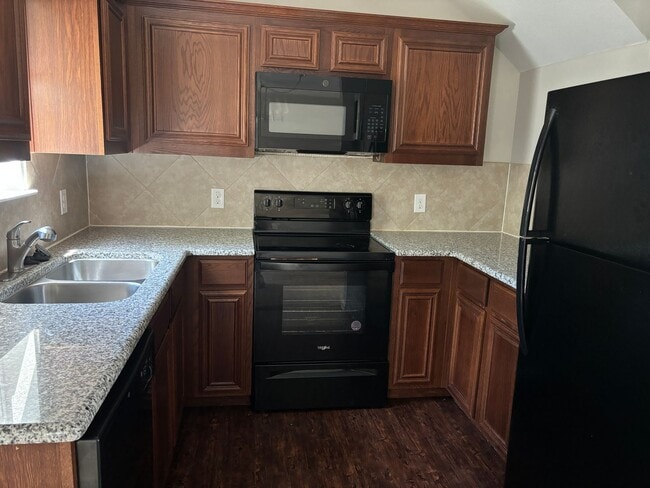 Photo - 1402 Park Pl Unit #1408