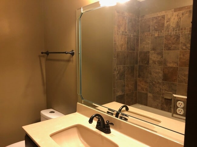 Building Photo - COMING SOON!Lovely home ready for your family! Bethel Park Subdivision