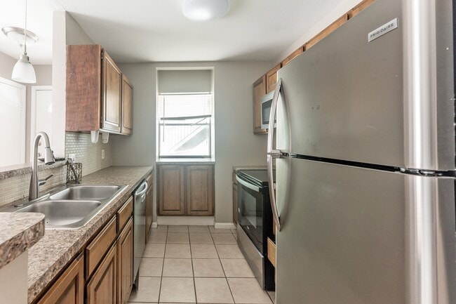 Photo - 2402 Sycamore Ave Unidad A1