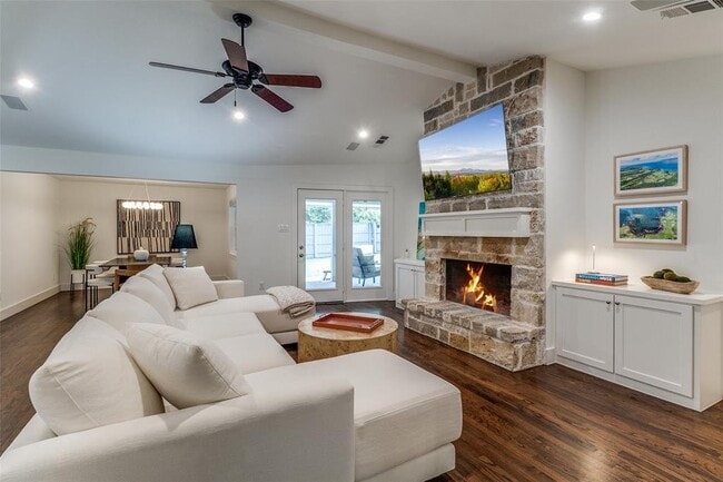 Photo - 6811 Huff Trail