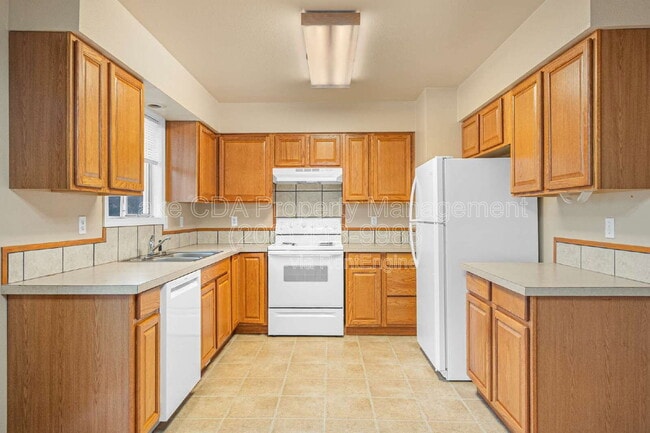 Photo - 906 N 2nd St