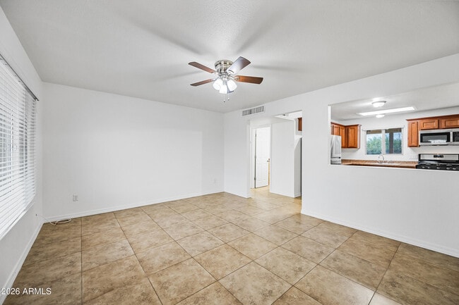 Photo - 4115 N 18th Dr