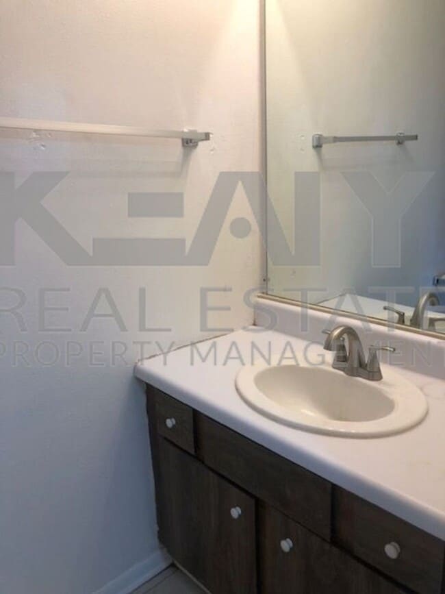 Photo - 407 Fox Run Ave Unidad 2