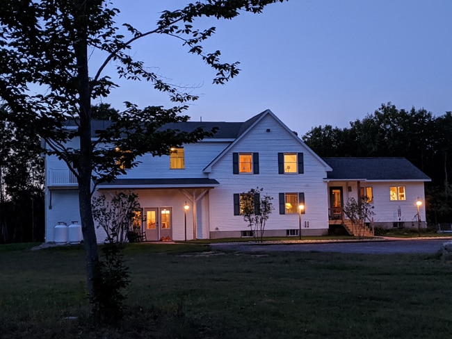 Building Photo - 18 Woods Rd Rental