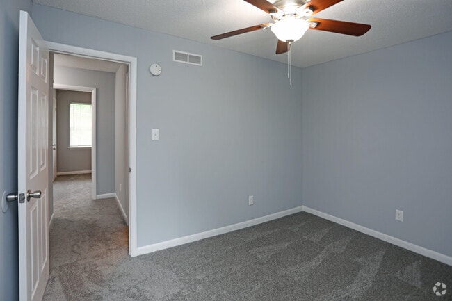 Photo - Legacy Crossing Apartments