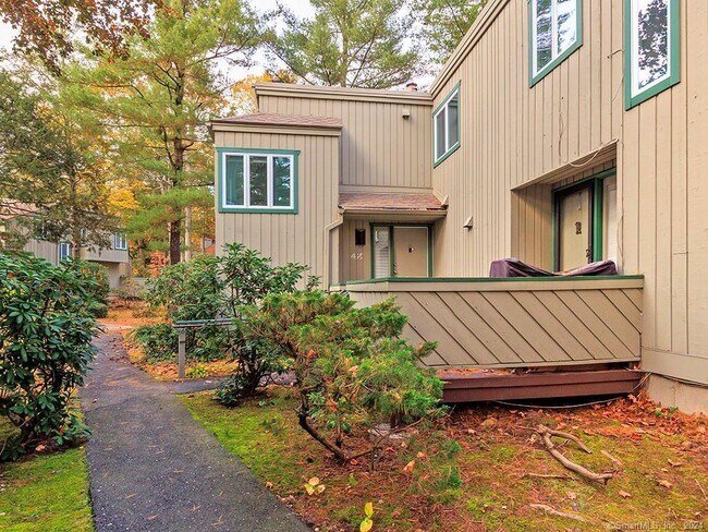 Photo - 4 Talcott Glen Rd Unit G