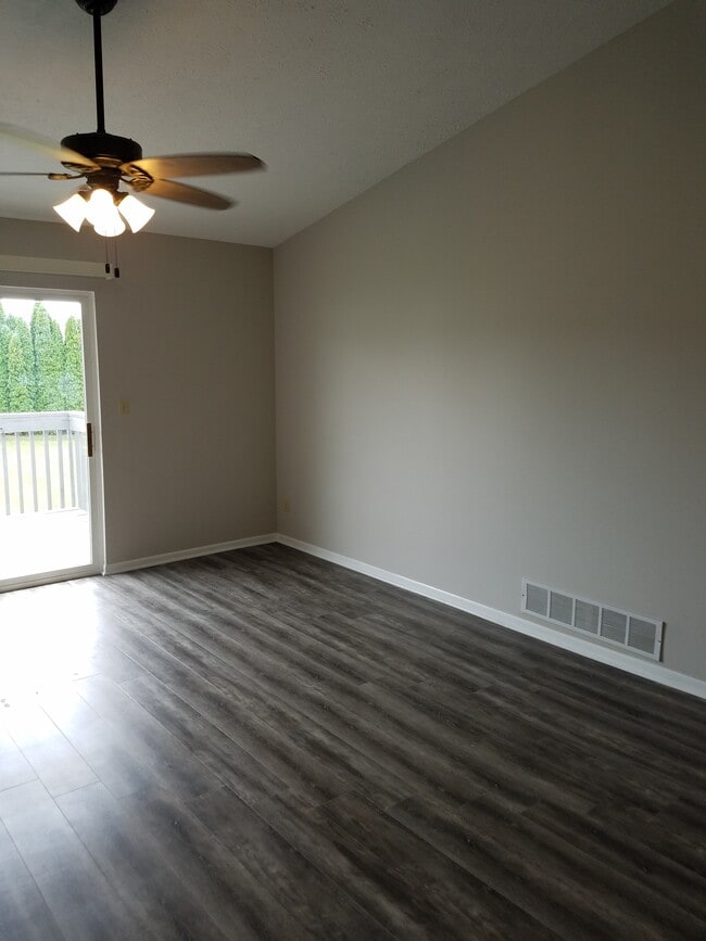 Photo - Birkenshaw Villas