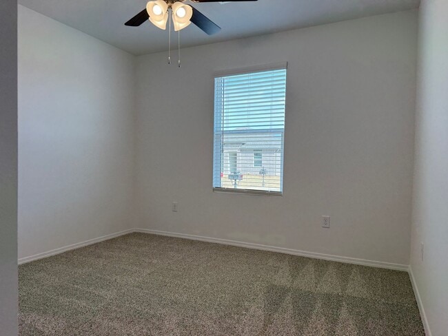 Photo - 240 Bighorn Trl