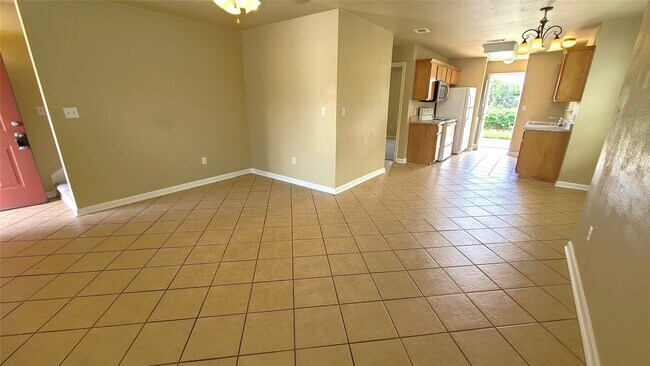 Photo - 112 Sendero Dr